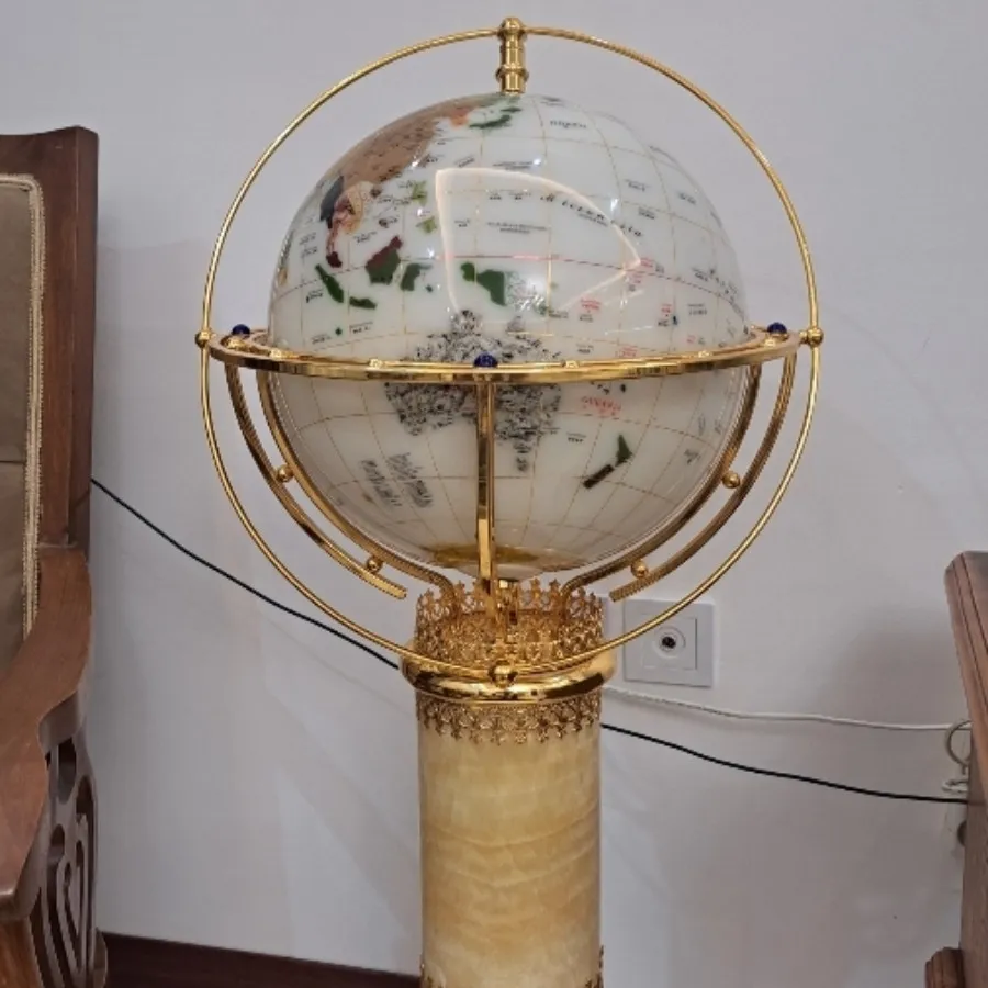 کنار سالنی کره کار دست