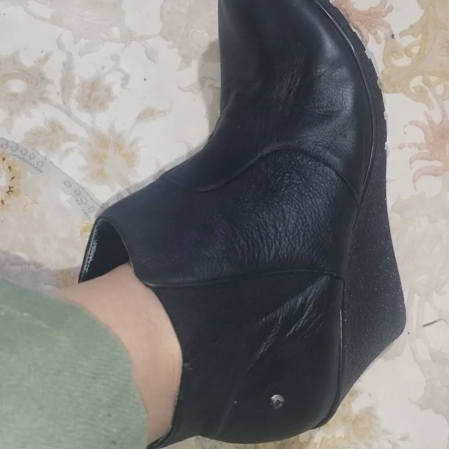 نیم بوت لژ دار مشکی