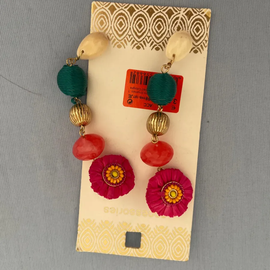 گردنبند و گوشواره