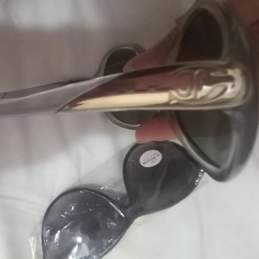 عینک آفتابی