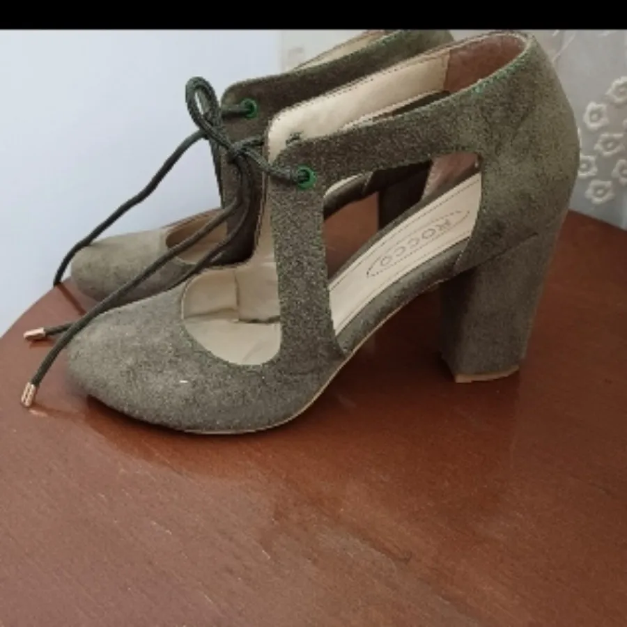 کفش مخمل سبز