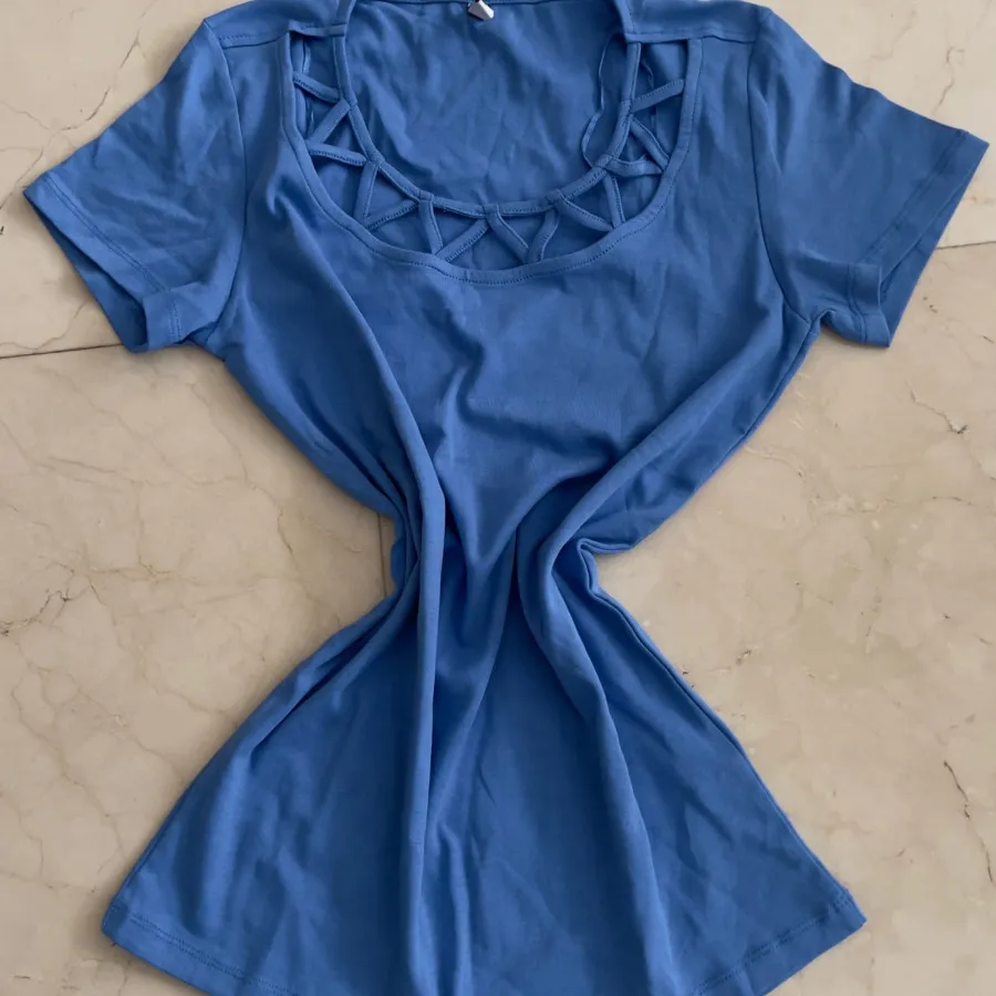 تیشرت زنانه نخی