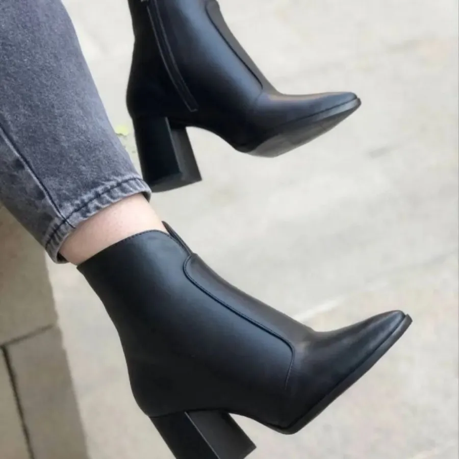 نیم بوت حراج