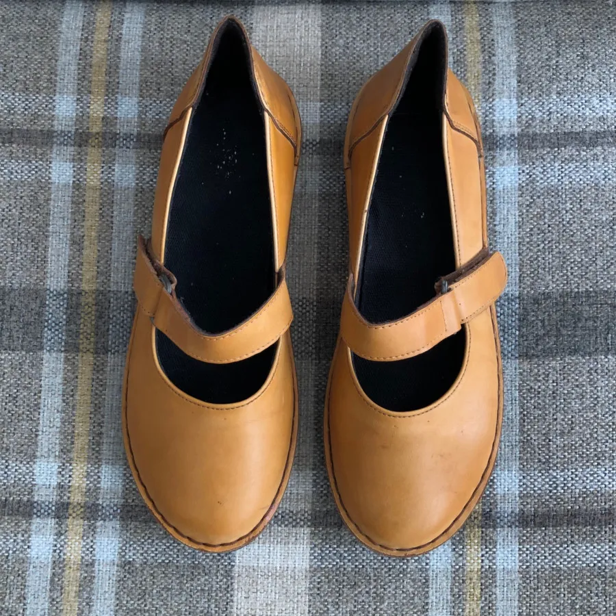 کفش عروسکی چرم