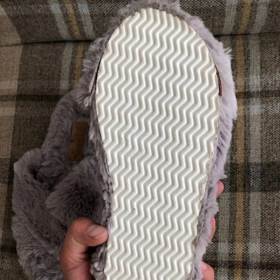 صندل پشمالو