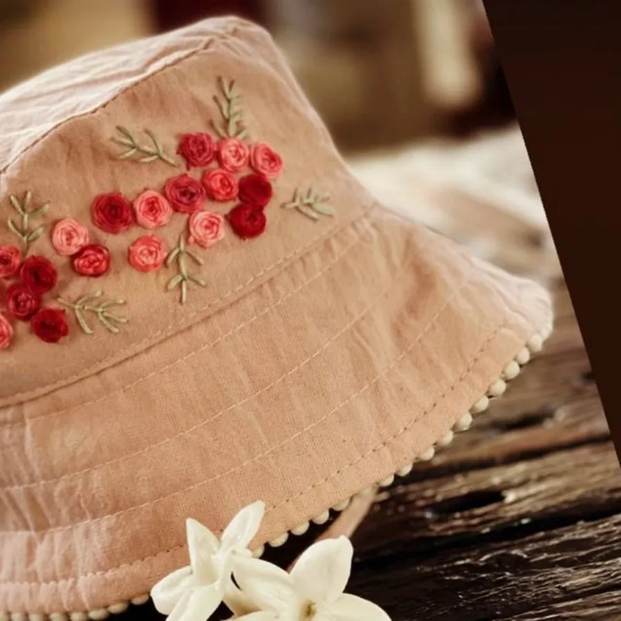 کلاه باکت طرحدار ?