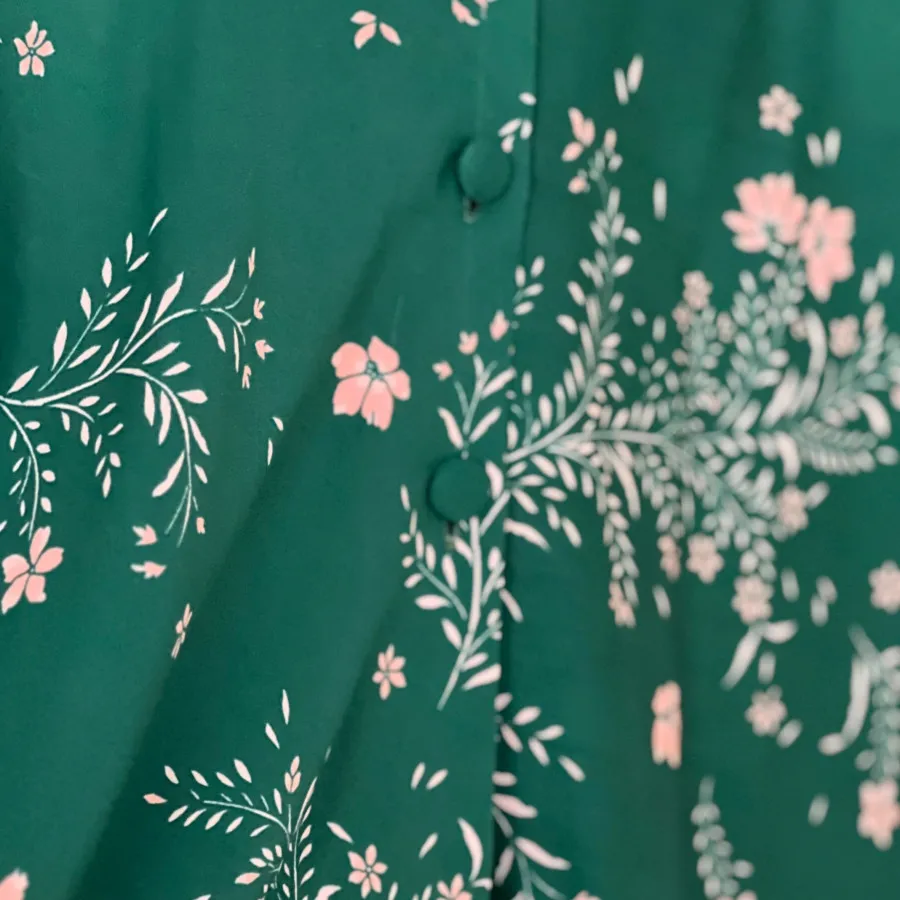 پیراهن دخترانه