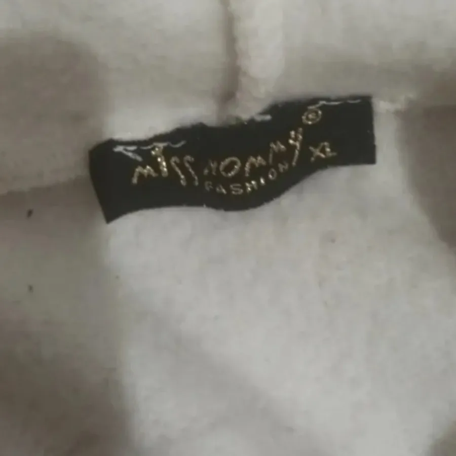 هودی سفید ترک