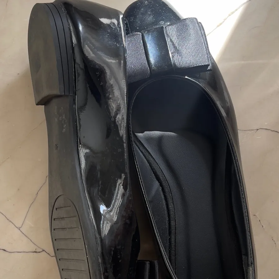 کفش ورنی تخت