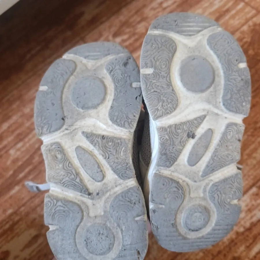 کتونی سایز 26