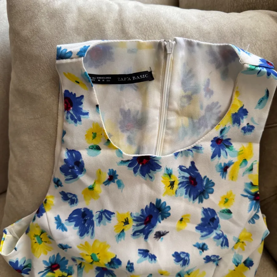 لباس کوتاه گلگلی زارا