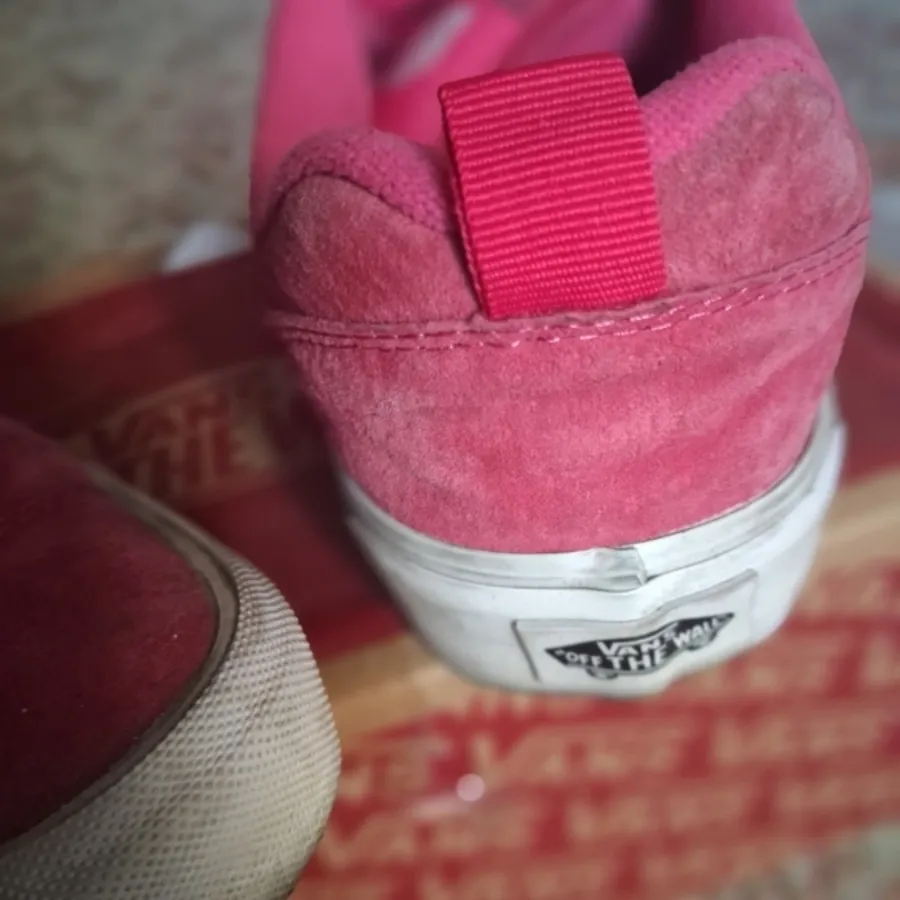 کتونی ونس صورتی