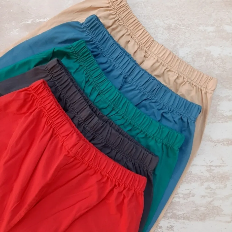 شلوارک دکمه دار