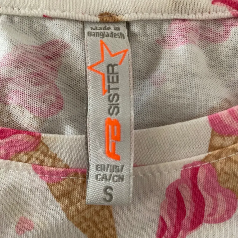 تیشرت کراپ بستنی