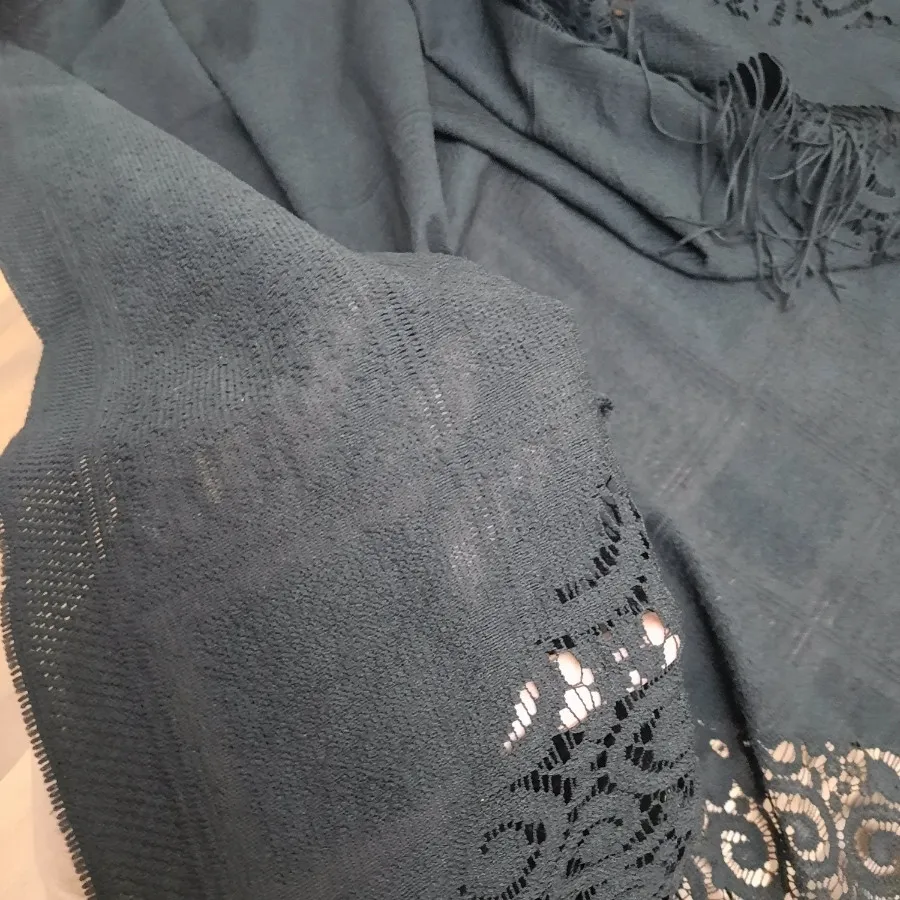 رودوشی و روسری