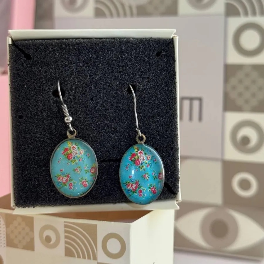 گوشواره رزینی