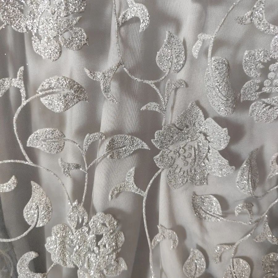 لباس مجلسی نقره ای اکلیلی