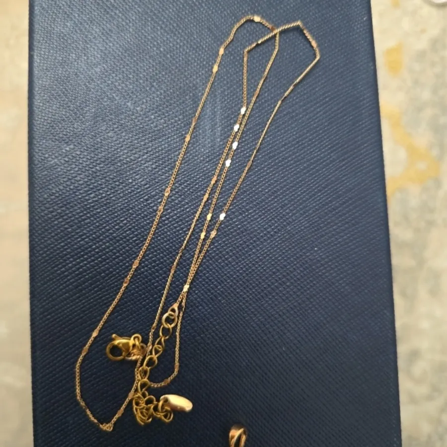 پلاک و گردبند