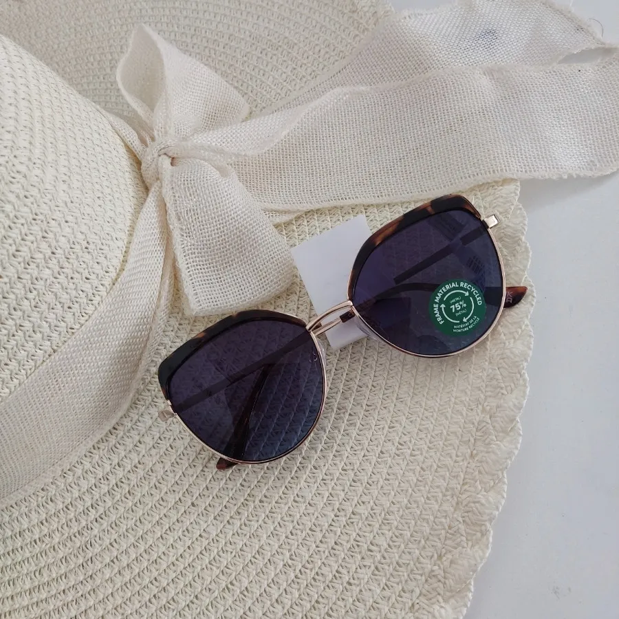 عینک آفتابی طرح پلنگی