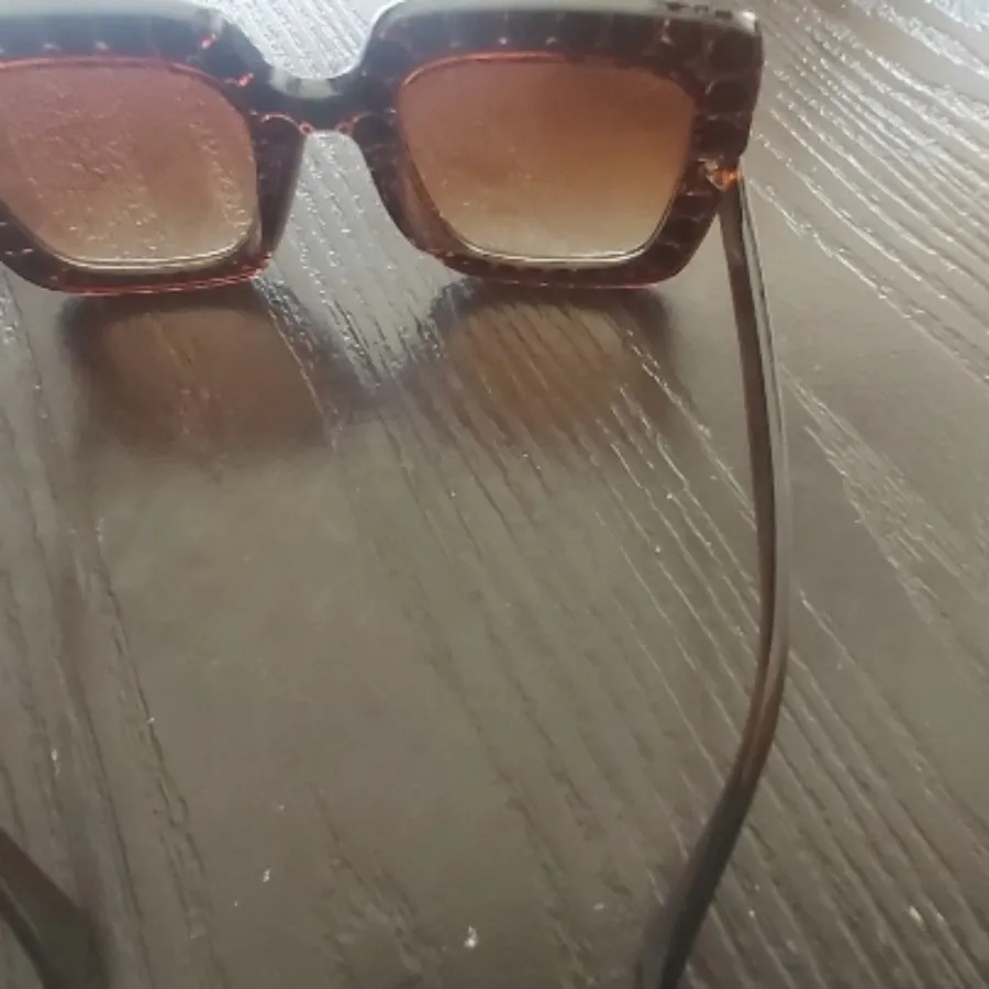 عینک افتابی