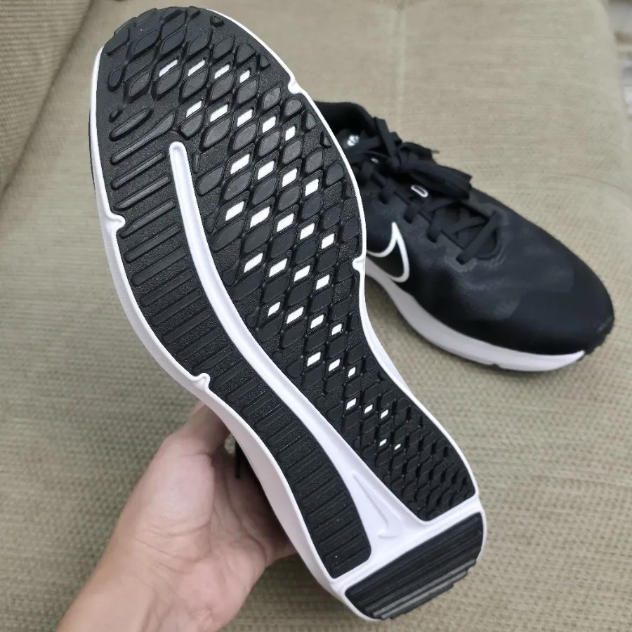 کفش اسپرت مردانه نایکی