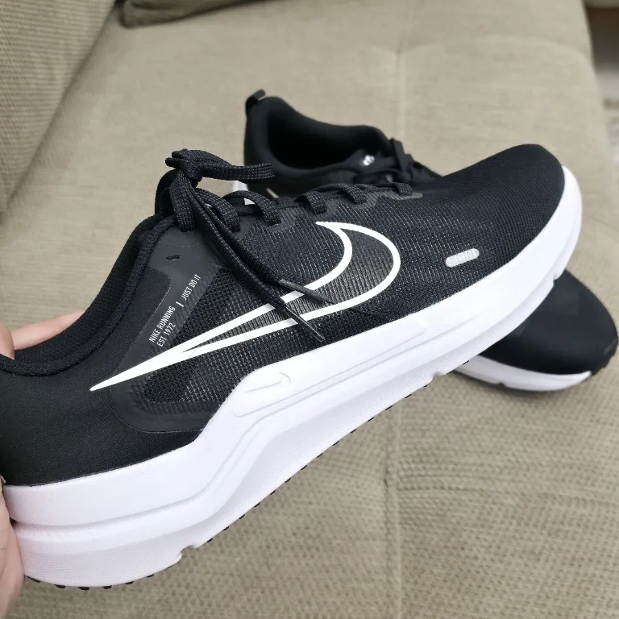 کفش اسپرت مردانه نایکی