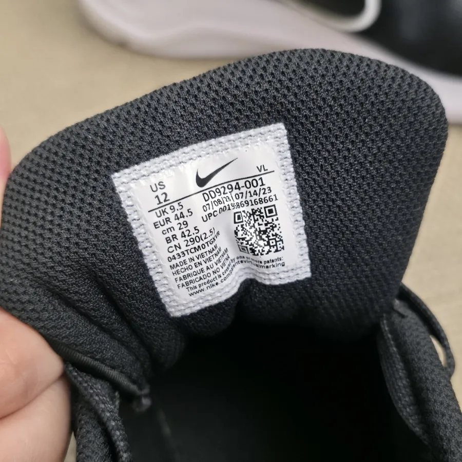 کفش اسپرت مردانه نایکی