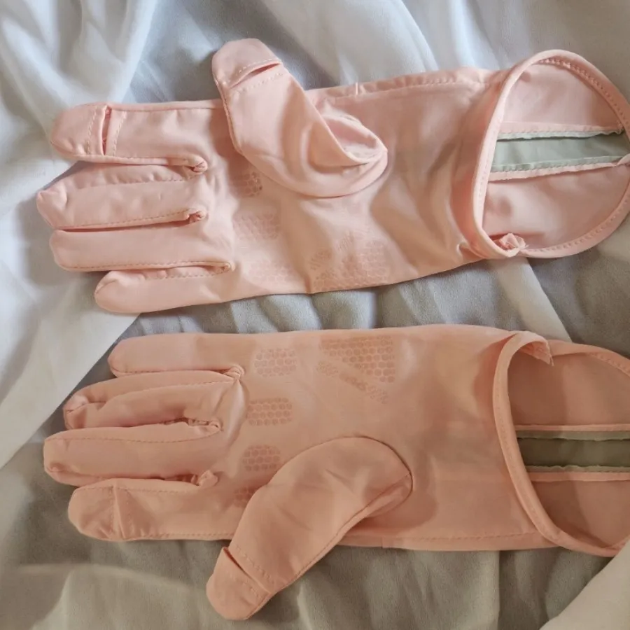 دستکش ضد اشعه یووی