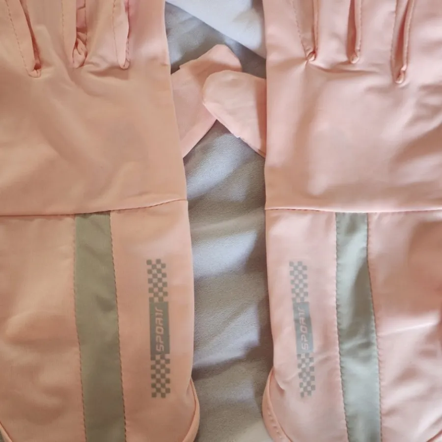 دستکش ضد اشعه یووی