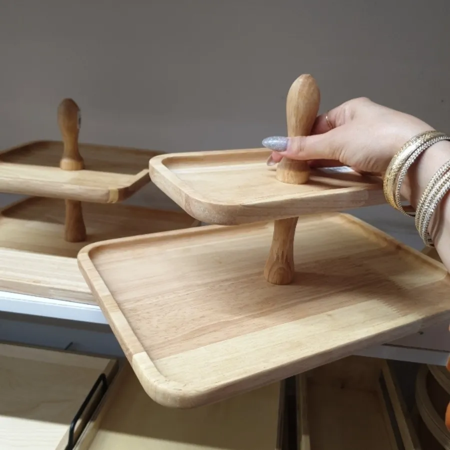 شیرینی خوری