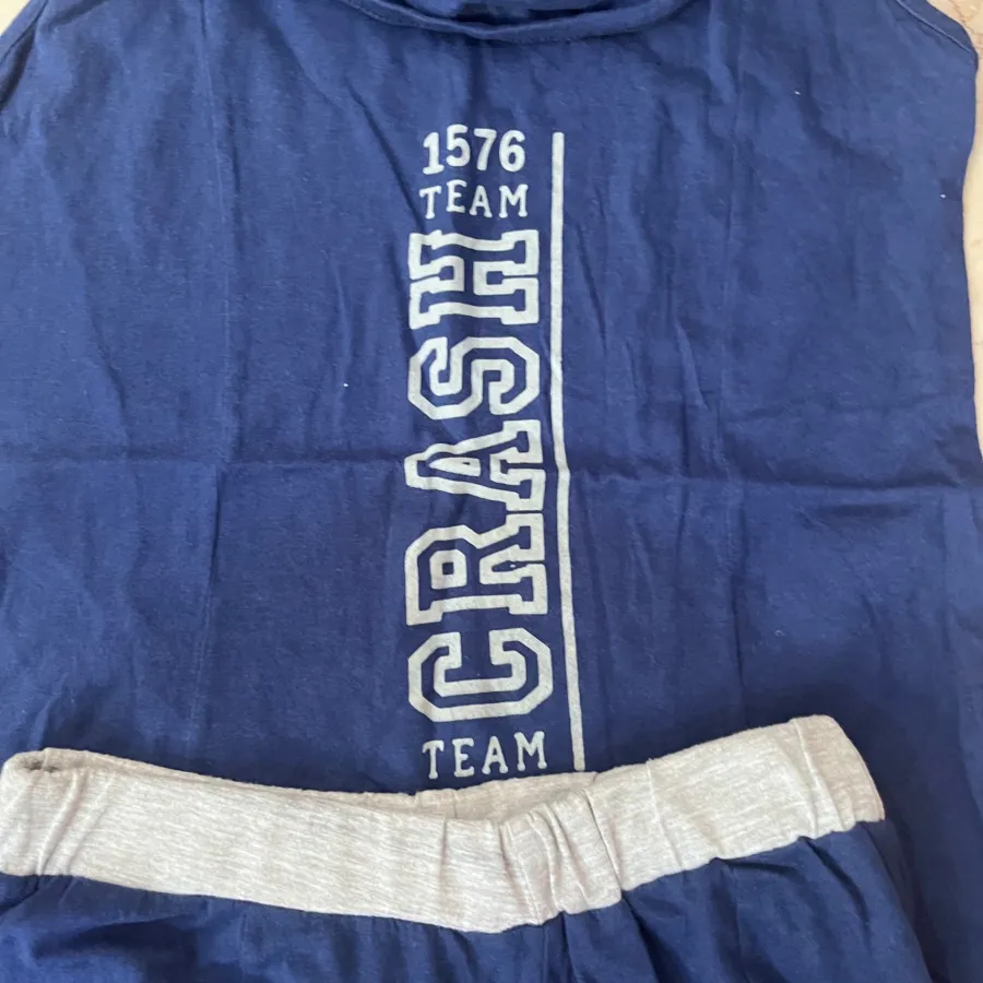 شورتک و‌تاپ اسپرت