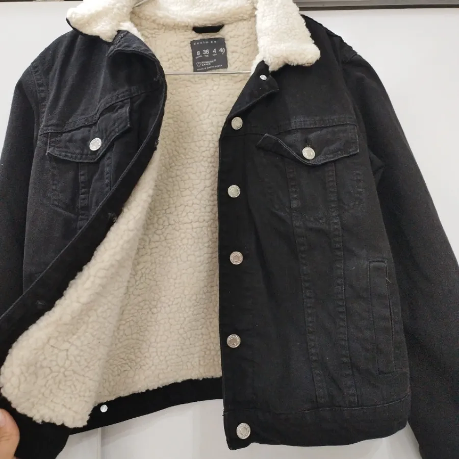 کاپشن خز دار