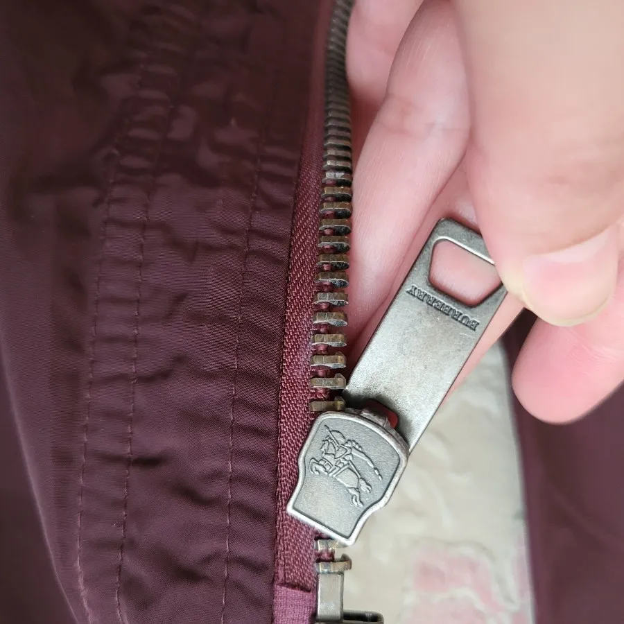 بارونی بربری burberry