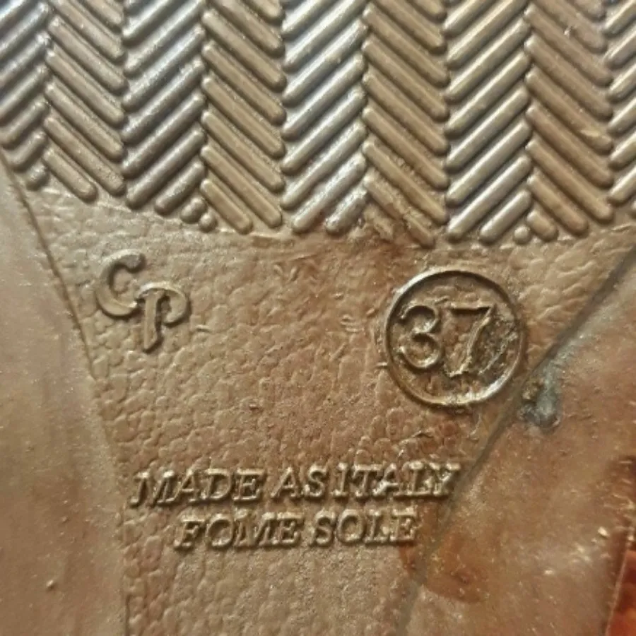 صندل قشنگ و نو سایز 37