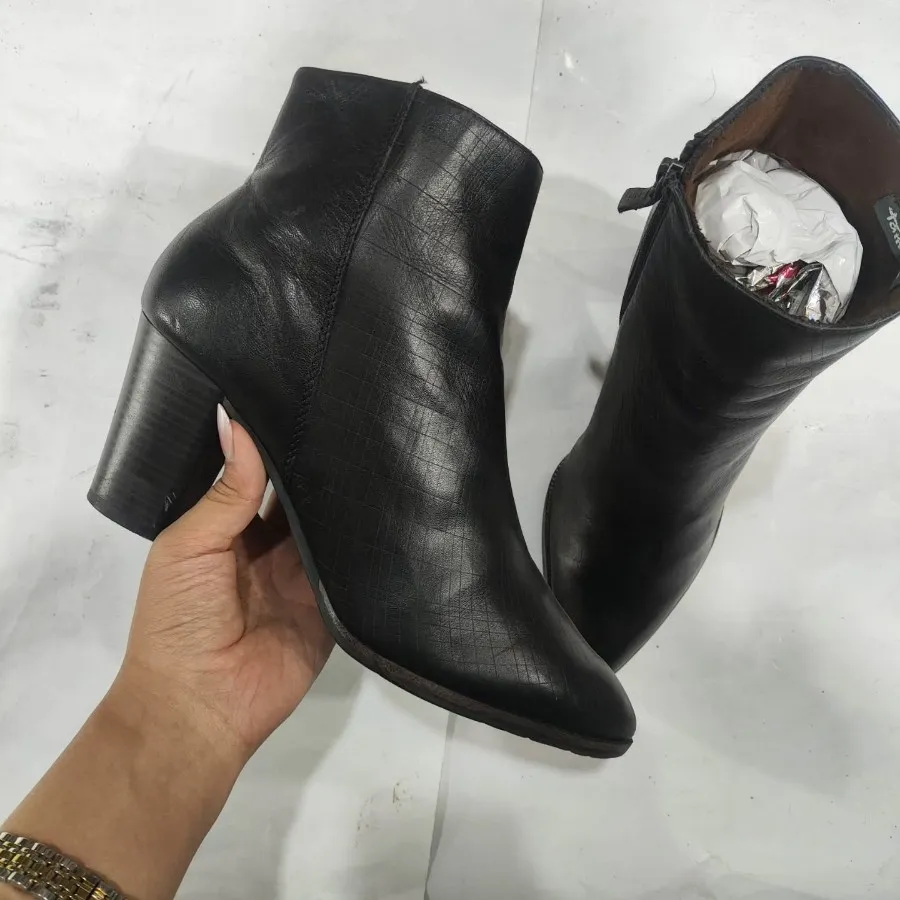 بوت زنانه اورجینال