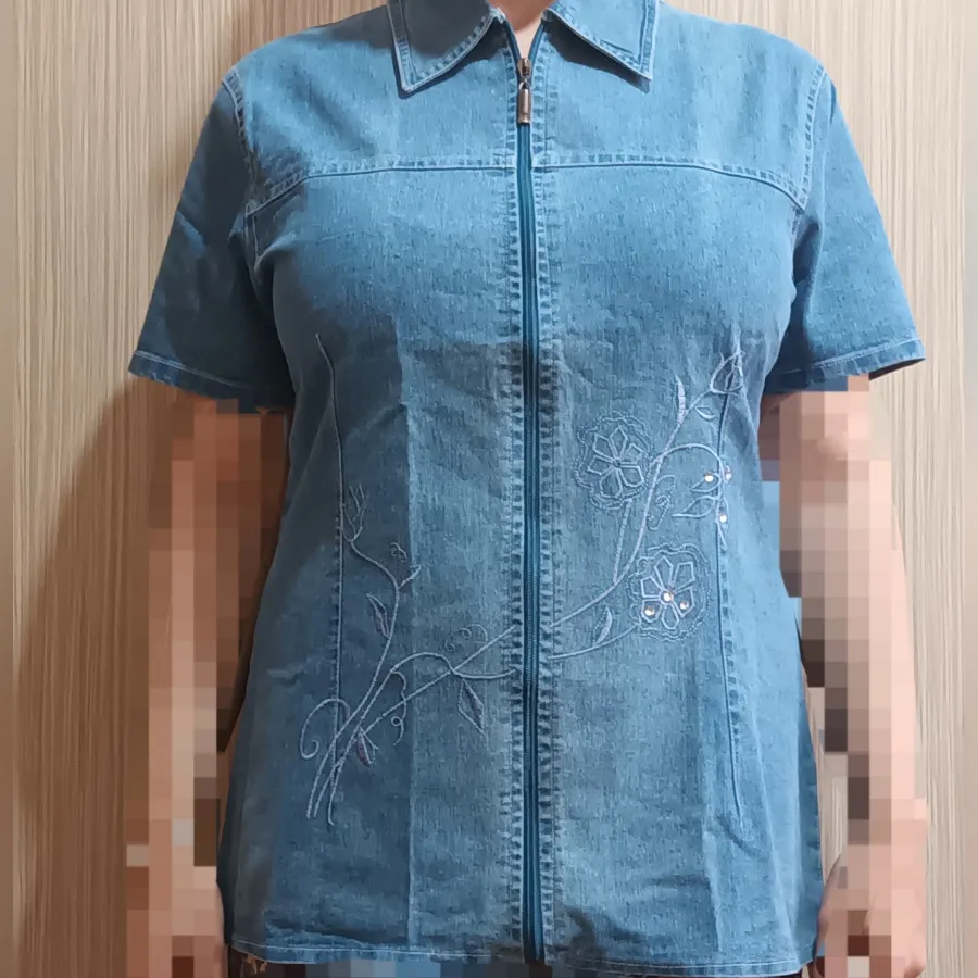 بلوز لی خارجی