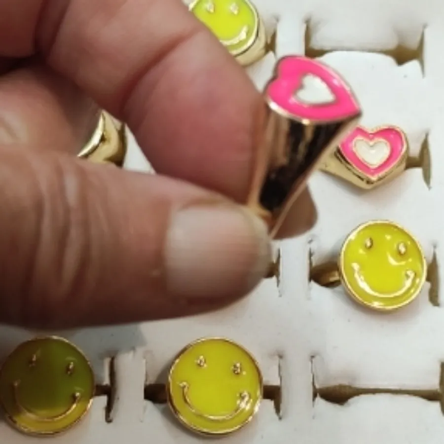 4 تا انگشتر اسمایل وقلب