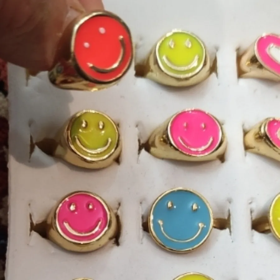 4 تا انگشتر اسمایل وقلب