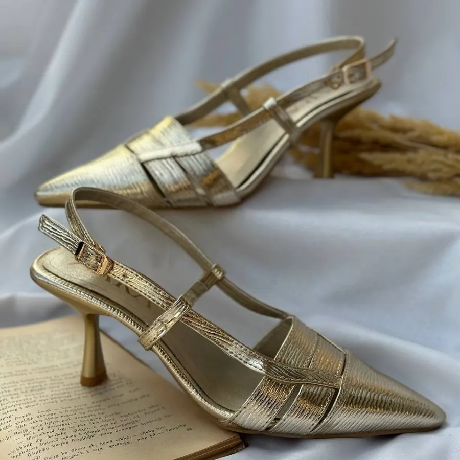 کفش مجلسی طلایی