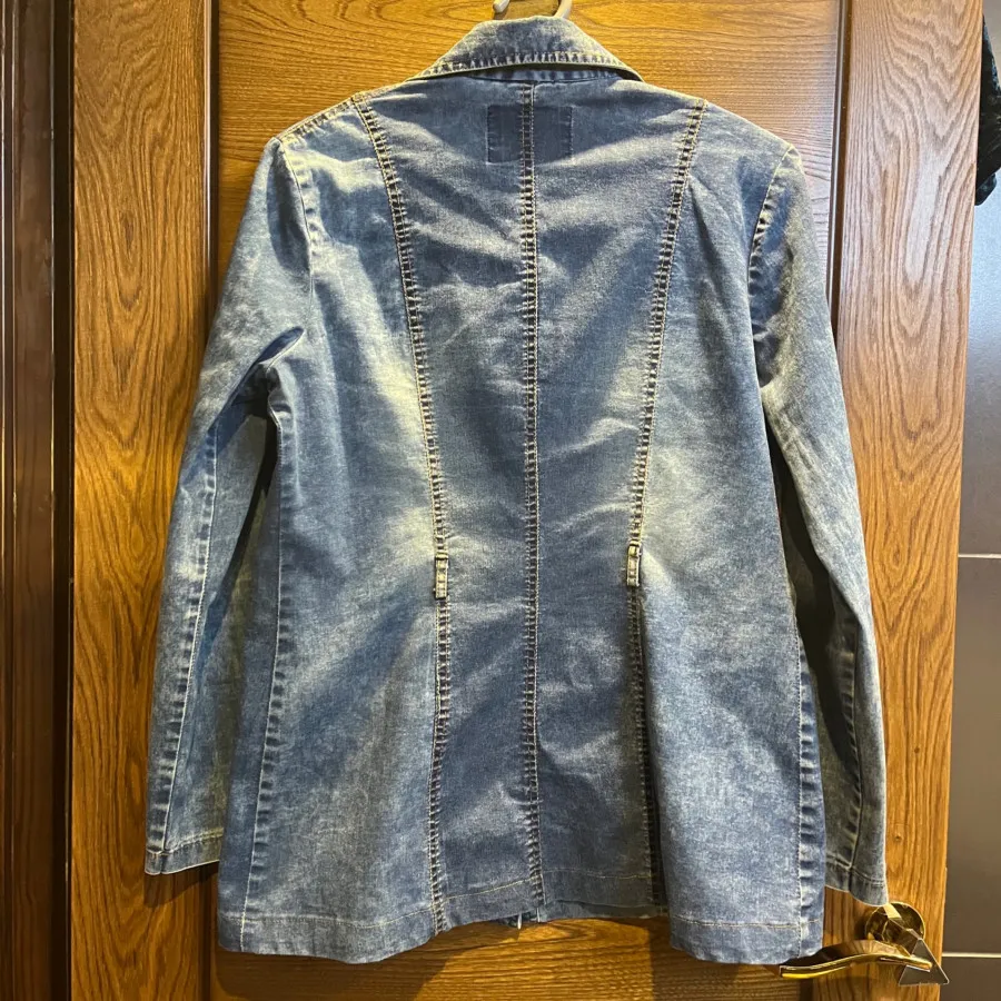 کت یا مانتو جین