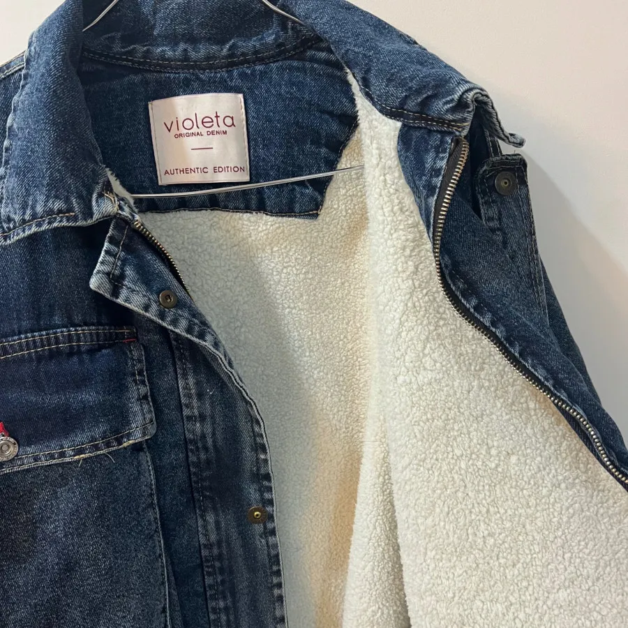 کاپشن جین توکرکی