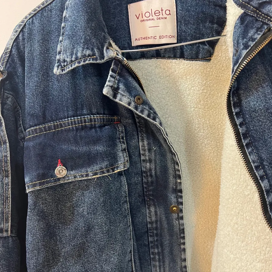 کاپشن جین توکرکی