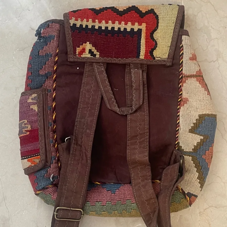 کوله پشتی سنتی