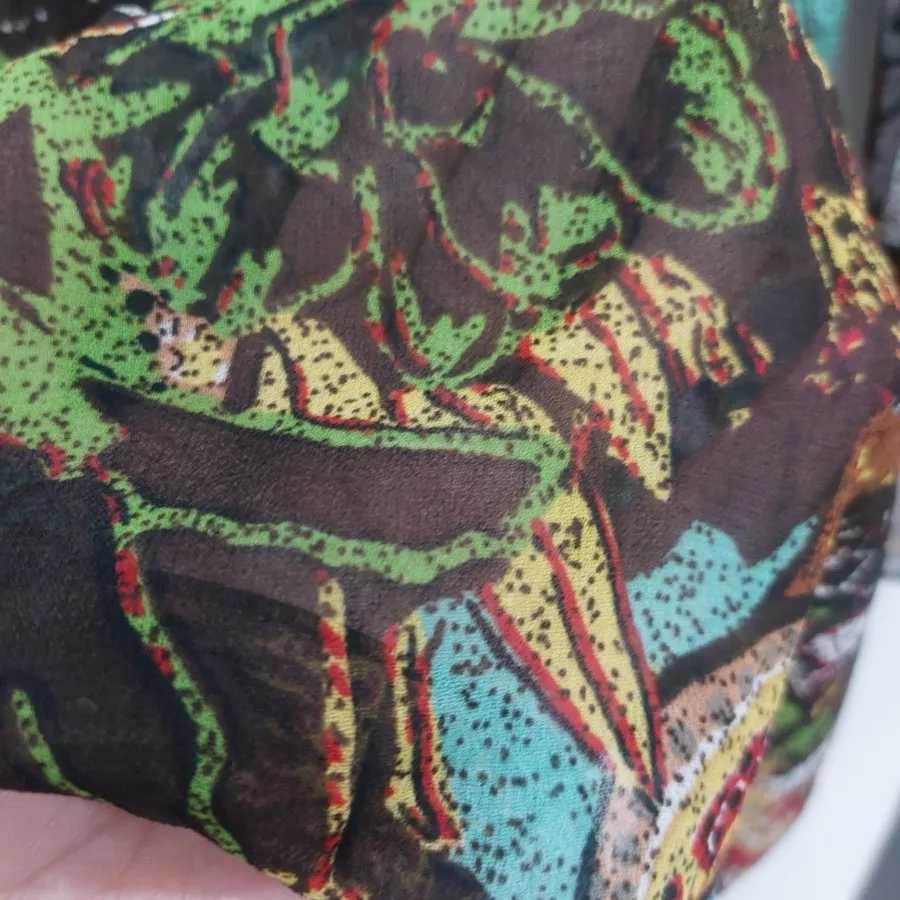 پیراهن زنانه و دخترانه