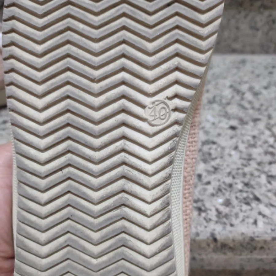 کفش پارچه ای