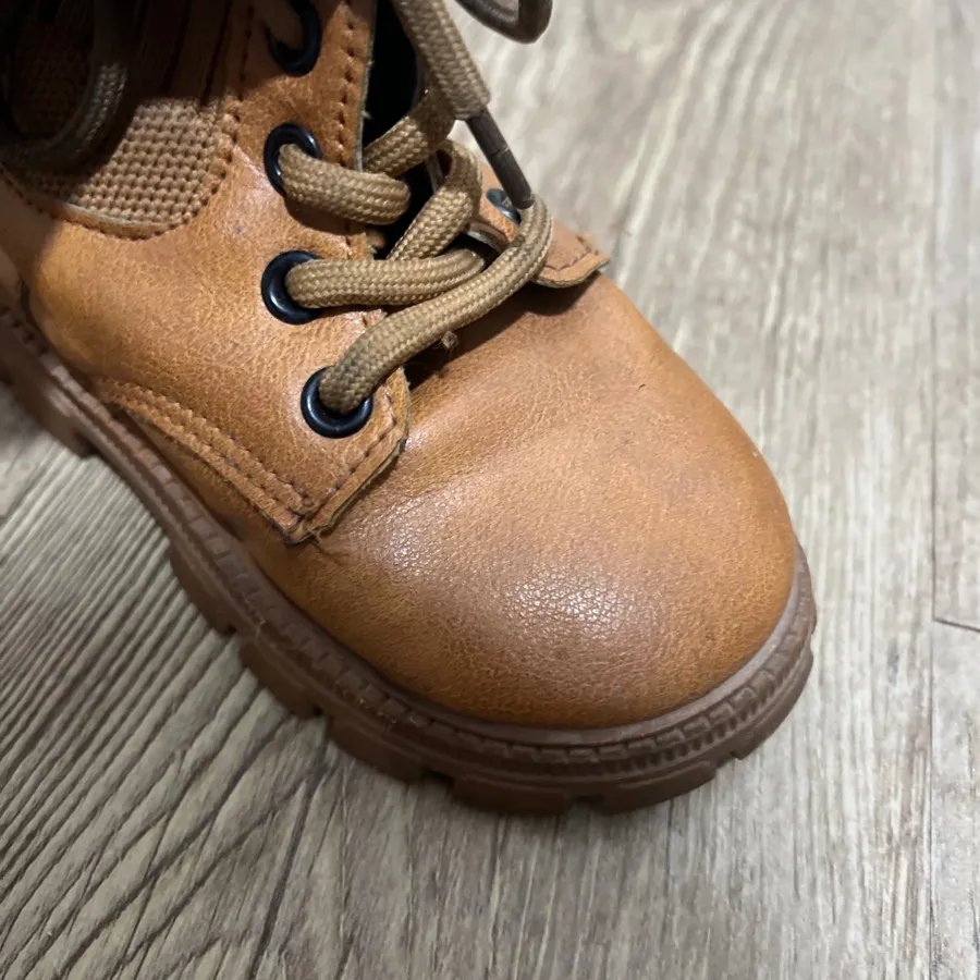 نیم بوت بچگانه