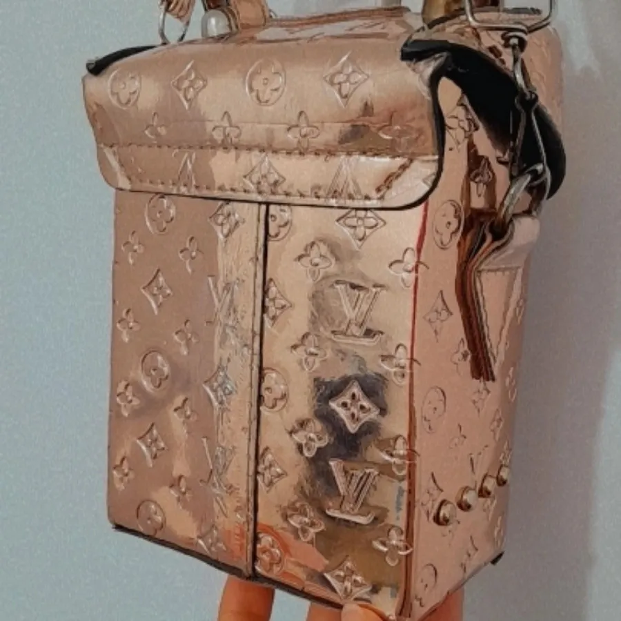 کیف ورنی هولگرامی