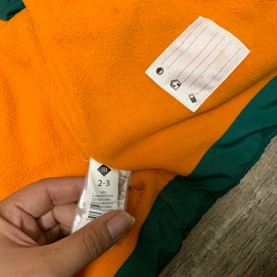 کاپشن پر خارجی