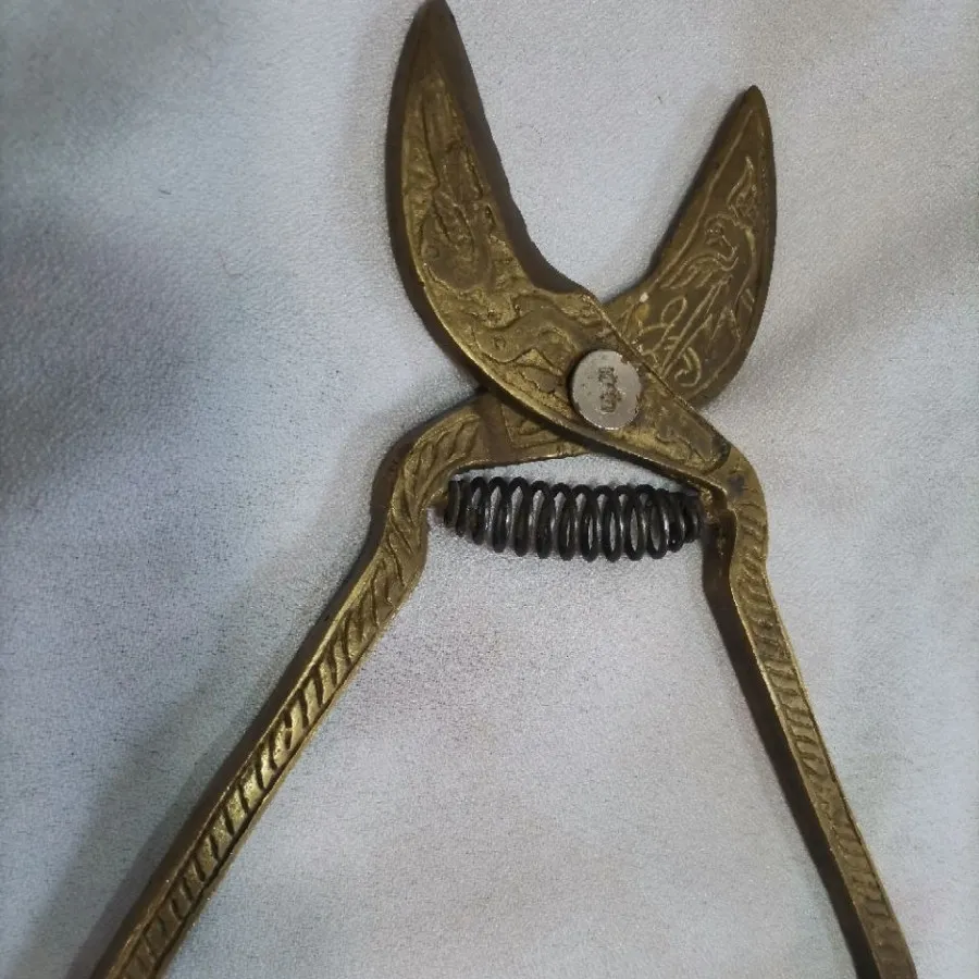 قندشکن قدیمی