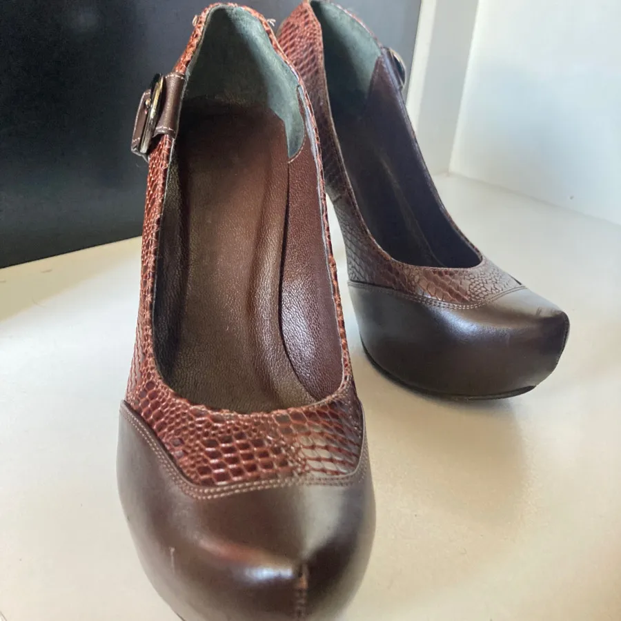کفش چرم پاشنه بلندELEN